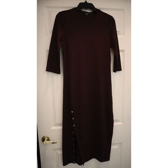 Theory L0224629 Women's Sz M Merlot Side Slit Button Perry Knit Midi Dress $295+ - Picture 3 of 11
